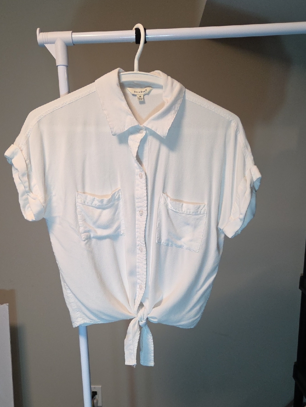 Sim & Sam White Tie Front Button Down Shirt Short Sleeve Crop Top Size M